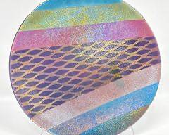 KURT MCVEY MODERNIST Dichroic Iridescent Fused ART GLASS PLATE 9in Signed
