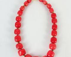 Jaded Coral Beaded Graduated Center 18 Inch Necklace W/ Toggle Clasp
