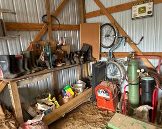 Welder
Boots
Bike