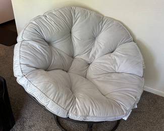 Papasan chair