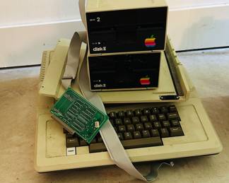 Vintage Apple II Plus Computer