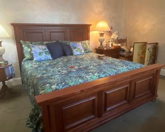 Broyhill King size bed