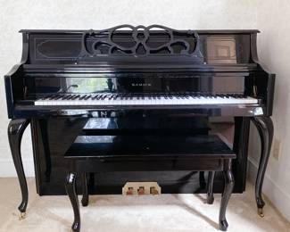 SAMICK UPRIGHT PIANO - BLACK HIGH GLOSS FINISH - MATCHING PIANO BENCH