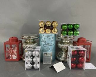 Lot 163 | Electric Candle Lights, Glass LED Light & Bobbles
