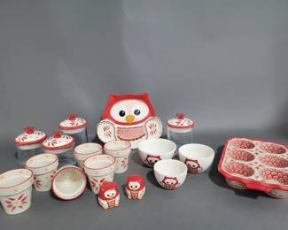 Lot 218 | Temp-tations Ovenware, Jars, & Serving Pieces
