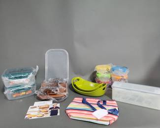 Lot 193 | Brownie Pan, Oval Bakers, & More!
