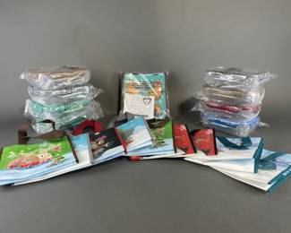 Lot 8 | Food Storage Containers and Christmas Bags

