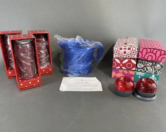 Lot 186 | Grease Strainer/Insulated Tote Bags and More
