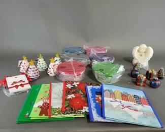 Lot 126 | Nostalgic Christmas Trees, Ornaments, & More!
