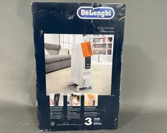 Lot 274 | DeLonghi full Room Radiant Heater
