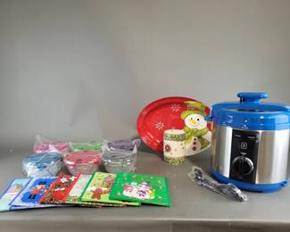Lot 124 | Pressure Cooker, Christmas Platter, & More!
