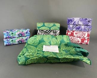 Lot 14 | 10 Large Insulated Tote Bags
