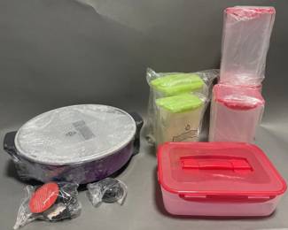 Lot 74 | Electric Skillet and Storage Containers
