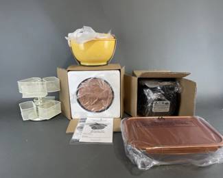 Lot 160 | Rice Cooker/Microwave Grill and More
