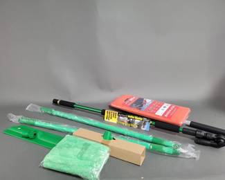 Lot 226 | Cleaning Tools
