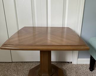 Drexel Small Pedestal Table