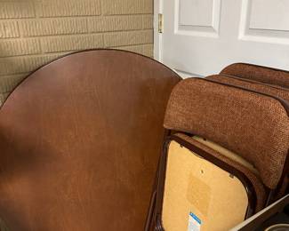 Vintage Folding Card Table with 4 Folding Chairs 