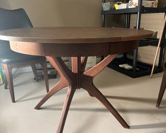 Mid Century Modern Dining Table - 4 Leather Barrel Chairs and Leaf Included 