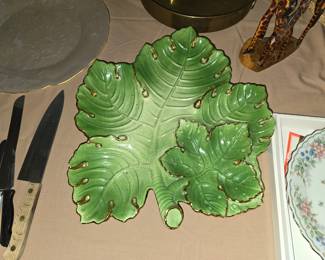 Vintage leaf divided bowl