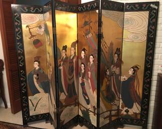 Tall 6 panel beautiful screen   Can be hung on wall. 