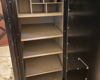 Old heavy Shaw walker  safe   Nice inside  