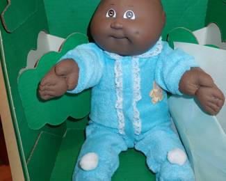 BOXES AND BOXES OF VINTAGE TOYS - CABBAGE PATCH KIDS