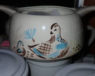 ASSORTED ANTIQUES A FULL ROOM TO UNPACK & CROCKS - REDWING - BEE HIVE - ETC