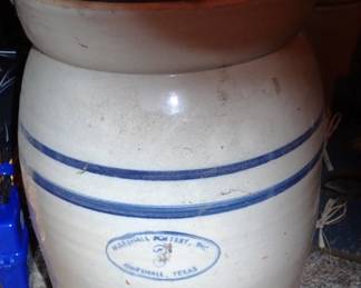 ASSORTED ANTIQUES A FULL ROOM TO UNPACK & CROCKS - REDWING - BEE HIVE - ETC