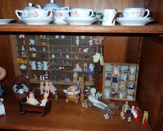 KEWPIE DOLLS - STACKING DOLLS - MISC ANTIQUE DOLLS