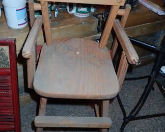 ASSORTED ANTIQUES A FULL ROOM TO UNPACK