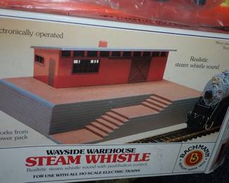 BOXES OF LIONAL TRAIN PIECES / SETS / ETC