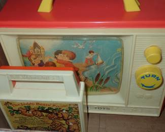 BOXES AND BOXES OF VINTAGE TOYS