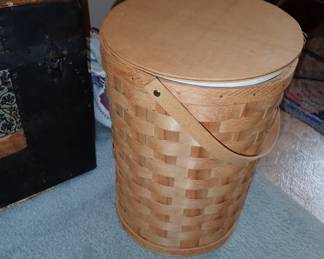 TALL BASKET W/LID