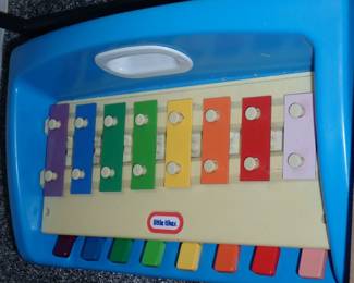 BOXES AND BOXES OF VINTAGE TOYS