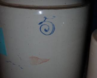 ASSORTED ANTIQUES A FULL ROOM TO UNPACK & CROCKS - REDWING - BEE HIVE - ETC