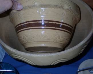 ASSORTED ANTIQUES A FULL ROOM TO UNPACK & CROCKS - REDWING - BEE HIVE - ETC