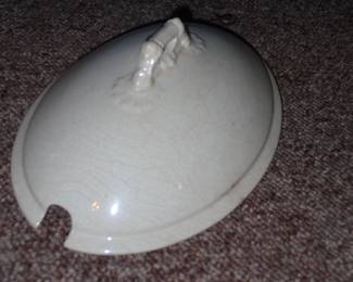 ASSORTED ANTIQUES A FULL ROOM TO UNPACK & CROCKS - REDWING - BEE HIVE - ETC