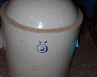 ASSORTED ANTIQUES A FULL ROOM TO UNPACK & CROCKS - REDWING - BEE HIVE - ETC