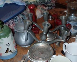 ASSORTED ANTIQUES A FULL ROOM TO UNPACK