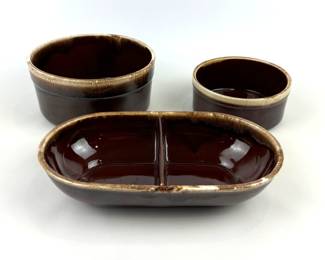 #229 • Vintage McCoy Set of Two Baking & Serving Dishes
