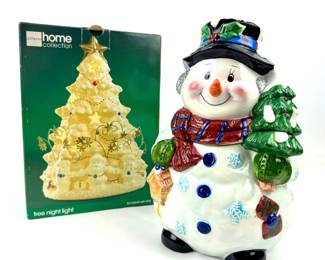 #118 • Vintage Ceramic Snowman Cookie Jar & Lighted Christmas Tree
