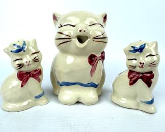 #206 • Shawnee Pottery Puss 'n Boots Creamer Pitcher, Salt & Pepper Shakers - 1940s

