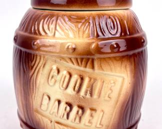 #57 • McCoy Vintage 1950's Cookie Barrel Jar
