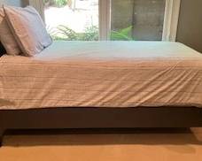 Twin sleigh bed side view