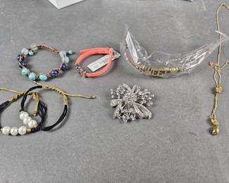 Lot 84 | Miscellaneous Jewelry