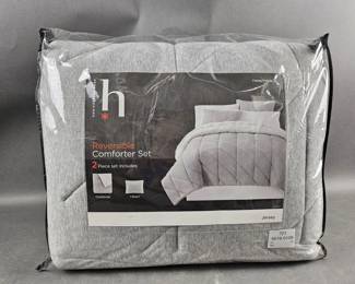 Lot 343 | New Home Expressions Reversible Comforter Set