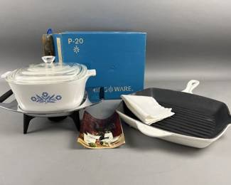 Lot 146 | Vintage Corningware and Le Creuset Skillet