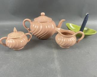 Lot 374 | Franciscan Cornado Swirl Teapot & More