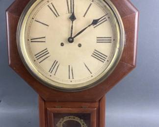 Lot 393 | Vintage Clock