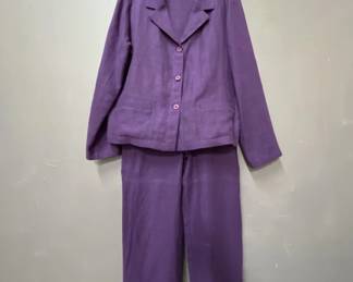 Lot 40 | Eileen Fisher 100% Linen Pant Suit Petite M